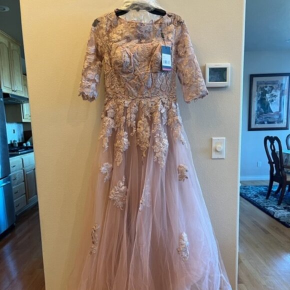 NWT La Femme 27922 Tulle Prom Dress Pink Size 4 - Picture 9 of 9